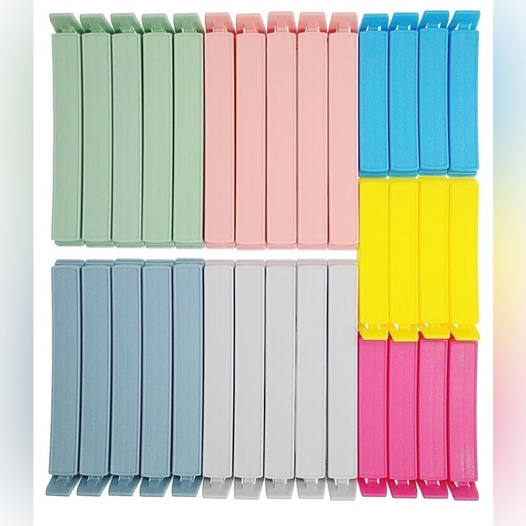 NEW 32-Piece Plastic Chip Clips - Picture 1 of 5